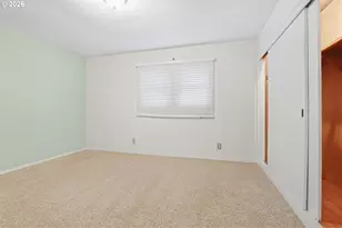 9477 SW 62nd Dr, Portland, OR 97219 - Photo 17