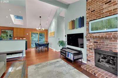 3212 NW Wilson St, Portland, OR 97210 - Photo 3