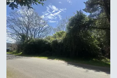 531 8th St, Port Orford, OR 97465 - Photo 7