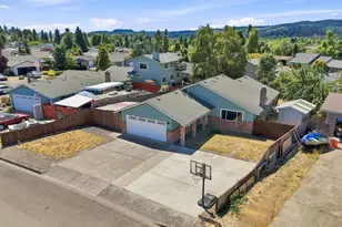 305 Meadow Ln, Creswell, OR 97426 - Photo 29