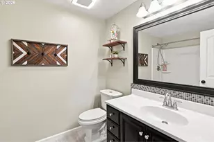 305 Meadow Ln, Creswell, OR 97426 - Photo 11