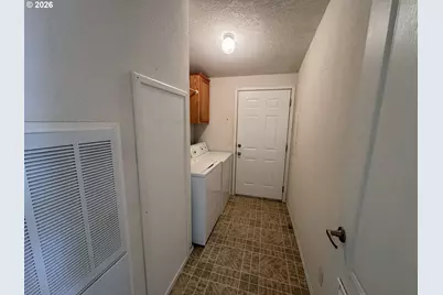 855 Maple St, Florence, OR 97439 - Photo 21
