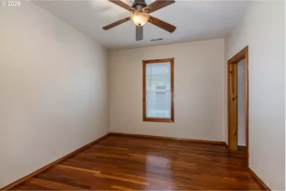 184 S 2nd St, Saint Helens, OR 97051 - Photo 11