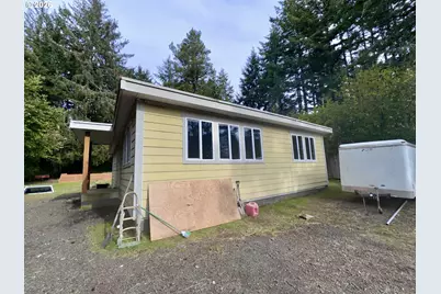 4923 Mitchell Loop Rd, Florence, OR 97439 - Photo 3