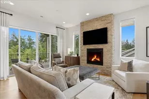 626 NE Province COURT, Camas, WA 98607 - Photo 9