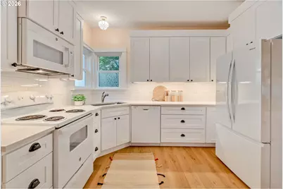 5131 SE Madison St, Portland, OR 97215 - Photo 15