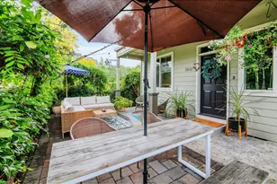 2032 SE Tenino St, Portland, OR 97202 - Photo 5