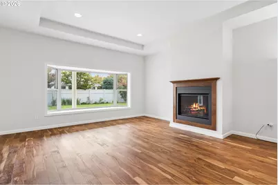 1277 Robert St, Woodburn, OR 97071 - Photo 9