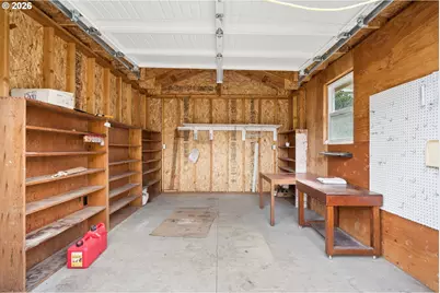 1277 Robert St, Woodburn, OR 97071 - Photo 45