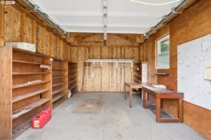 1277 Robert St, Woodburn, OR 97071 - Photo 45