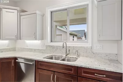 1277 Robert St, Woodburn, OR 97071 - Photo 21