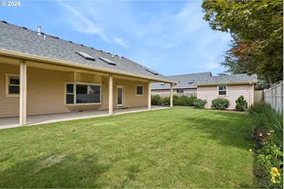 1277 Robert St, Woodburn, OR 97071 - Photo 41