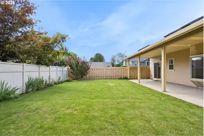 1277 Robert St, Woodburn, OR 97071 - Photo 43