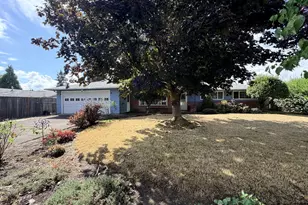 2188 SE Pine St, Hillsboro, OR 97123 - Photo 1