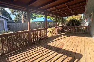 2188 SE Pine St, Hillsboro, OR 97123 - Photo 17