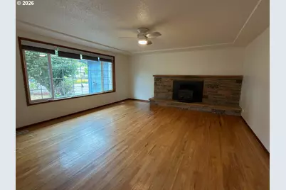 2188 SE Pine St, Hillsboro, OR 97123 - Photo 3