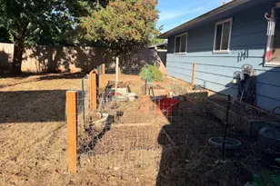 2188 SE Pine St, Hillsboro, OR 97123 - Photo 19