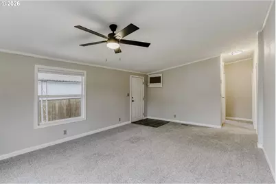 18485 SW Pacific Dr, Tualatin, OR 97062 - Photo 5