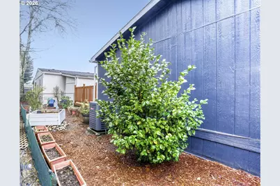 18485 SW Pacific Dr, Tualatin, OR 97062 - Photo 17