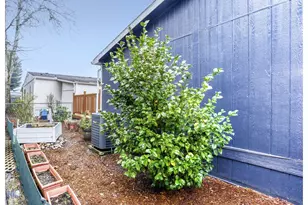 18485 SW Pacific Dr, Tualatin, OR 97062 - Photo 17