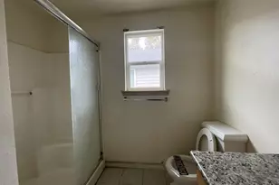 702 NE 94th Ave, Portland, OR 97220 - Photo 37