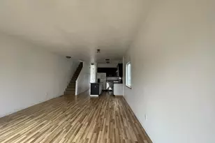 702 NE 94th Ave, Portland, OR 97220 - Photo 7