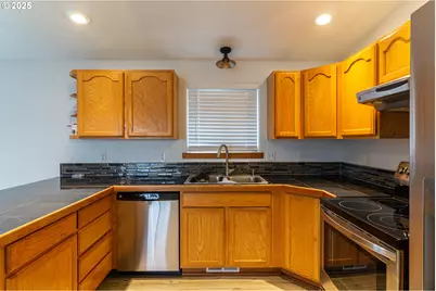 160 SE Ninth St, Irrigon, OR 97844 - Photo 7