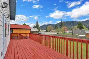 47638 Hwy 58, Oakridge, OR 97463 - Photo 7
