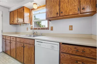687 Jefferson St, Lafayette, OR 97127 - Photo 13