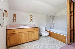 687 Jefferson St, Lafayette, OR 97127 - Photo 25