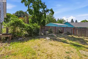687 Jefferson St, Lafayette, OR 97127 - Photo 33