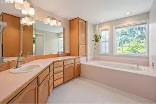 1798 Duke Ct, Eugene, OR 97401 - Photo 27
