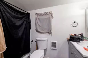 4840 NE 99th Ave, Portland, OR 97220 - Photo 9