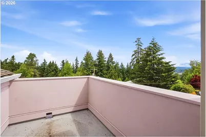 2695 Hillcrest Dr, West Linn, OR 97068 - Photo 33