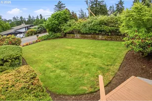 2695 Hillcrest Dr, West Linn, OR 97068 - Photo 29