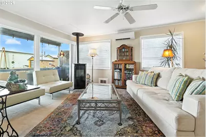 535 NE Bridgeton Rd #2, Portland, OR 97211 - Photo 7
