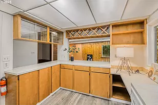 472 SE 72nd Ave, Portland, OR 97215 - Photo 25