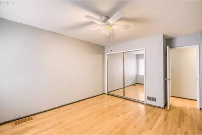 472 SE 72nd Ave, Portland, OR 97215 - Photo 21