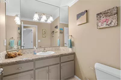 13328 SE Jordan Ct, Happy Valley, OR 97086 - Photo 13