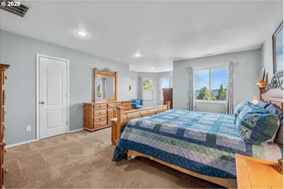 13328 SE Jordan Ct, Happy Valley, OR 97086 - Photo 17
