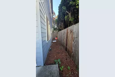 11060 NE Oregon St, Portland, OR 97220 - Photo 15