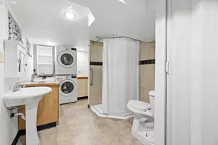 2830 SW Multnomah Blvd, Portland, OR 97219 - Photo 35