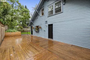 2830 SW Multnomah Blvd, Portland, OR 97219 - Photo 37