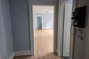 2083 NW Johnson St, Portland, OR 97209 - Photo 9