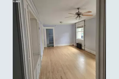 2083 NW Johnson St #5, Portland, OR 97209 - Photo 15