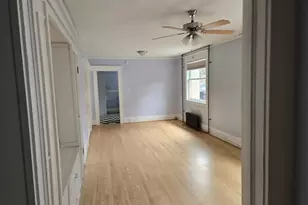 2083 NW Johnson St, Portland, OR 97209 - Photo 15