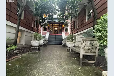 2083 NW Johnson St #5, Portland, OR 97209 - Photo 1