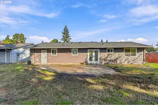 17148 SE Market St, Portland, OR 97233 - Photo 3