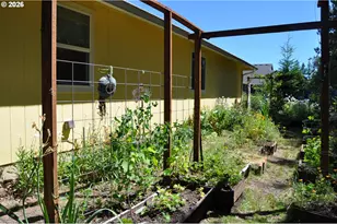 87624 Trek Dr, Veneta, OR 97487 - Photo 33
