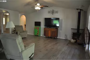 87624 Trek Dr, Veneta, OR 97487 - Photo 15